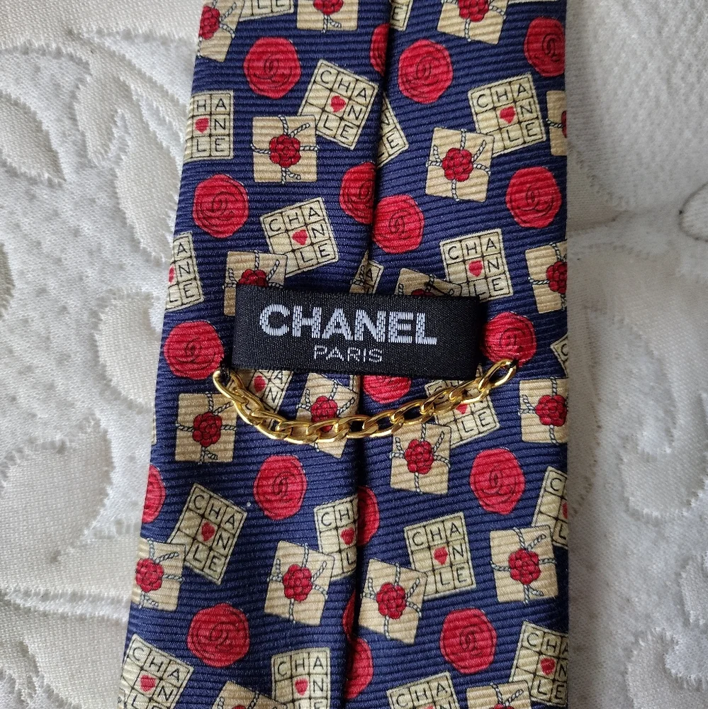 Silk Chanel Blue, Red, and Tan Tie EUC